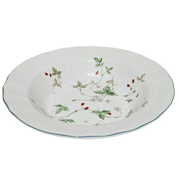 Mikasa Strawberry Fair Serving Bowl 10.25" berries blossoms summer blooms green - Picture 4 of 9